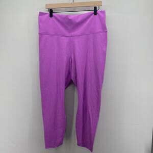 Fabletics Anywhere Motion365+ High-Waisted Legging in Crystal Cave